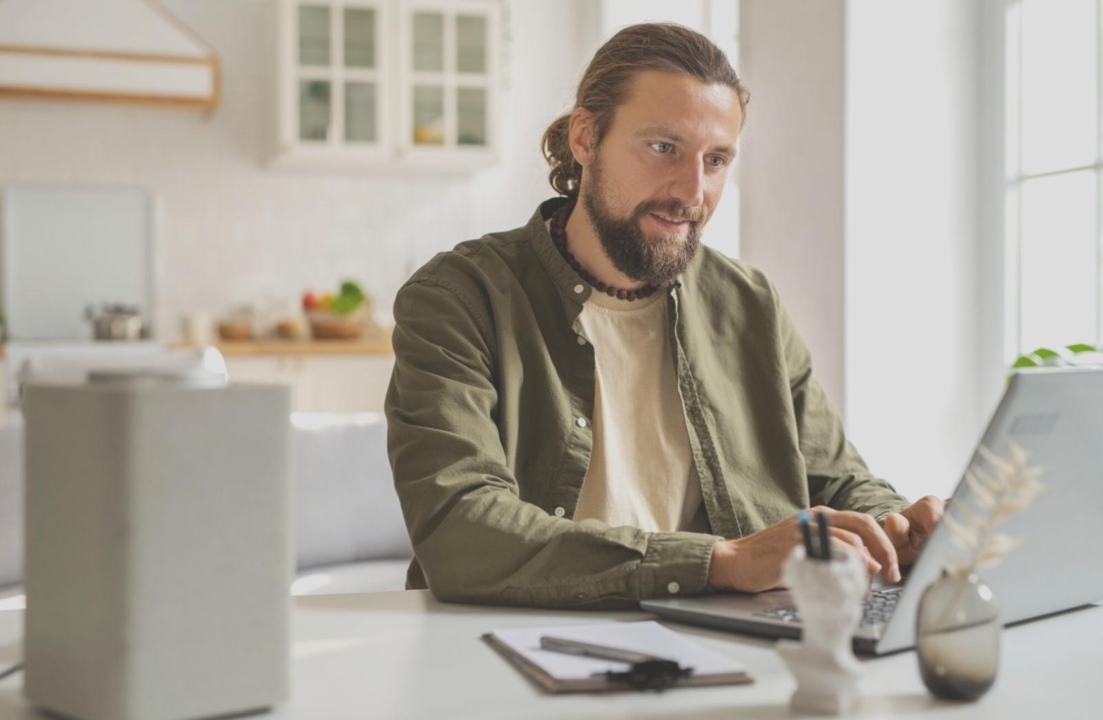 Sesión de mentoría personalizada con herramientas financieras modernas